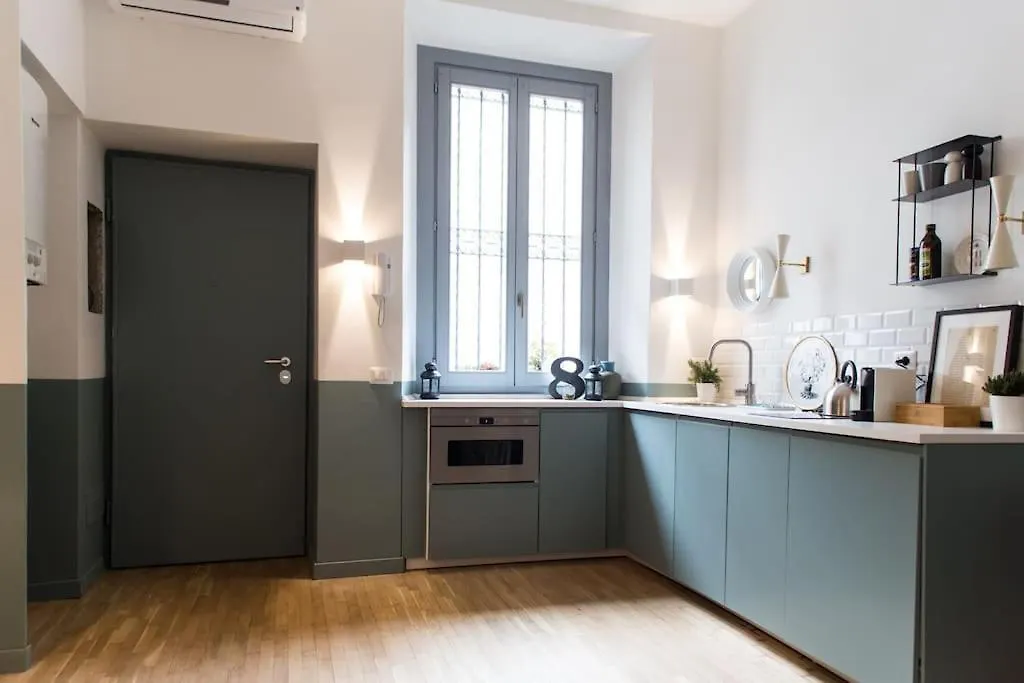 New Elegant Flat 3 Min From Central Station. Milan Apartment