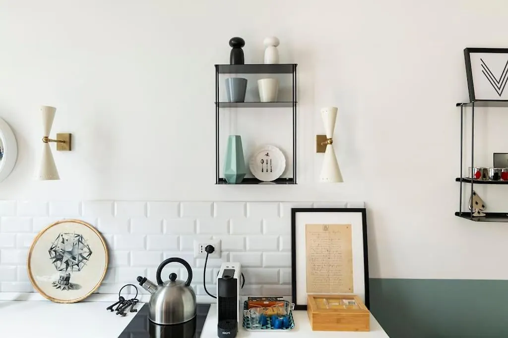 New Elegant Flat 3 Min From Central Station. Milán 0*,
